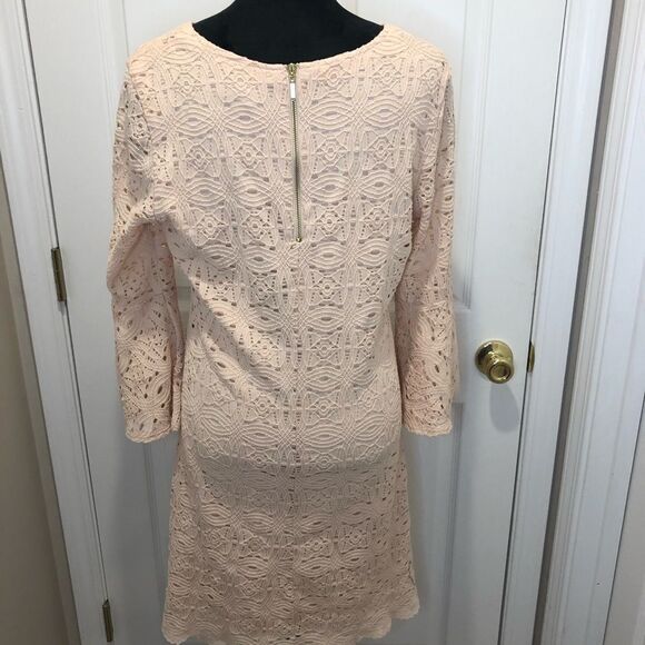 Ronni Nicole pink lace eyelet bell sleeve dress size medium - Picture 11 of 14